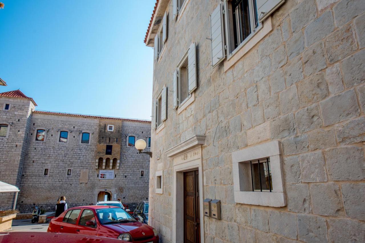 Heritage Villa Vitturi Sea View Kaštela Buitenkant foto