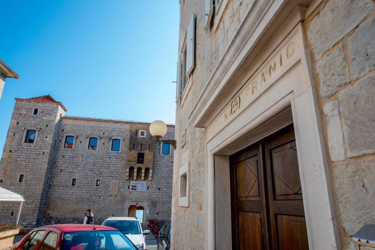 Heritage Villa Vitturi Sea View Kaštela Buitenkant foto